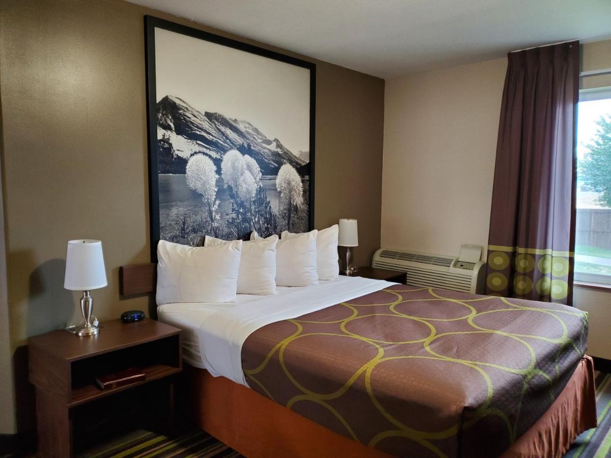 Super 8 By Wyndham Belgrade/Bozeman Airport Μοτέλ Εξωτερικό φωτογραφία