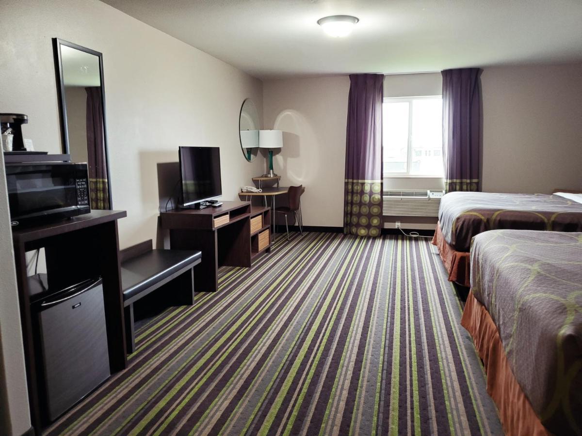 Super 8 By Wyndham Belgrade/Bozeman Airport Μοτέλ Εξωτερικό φωτογραφία