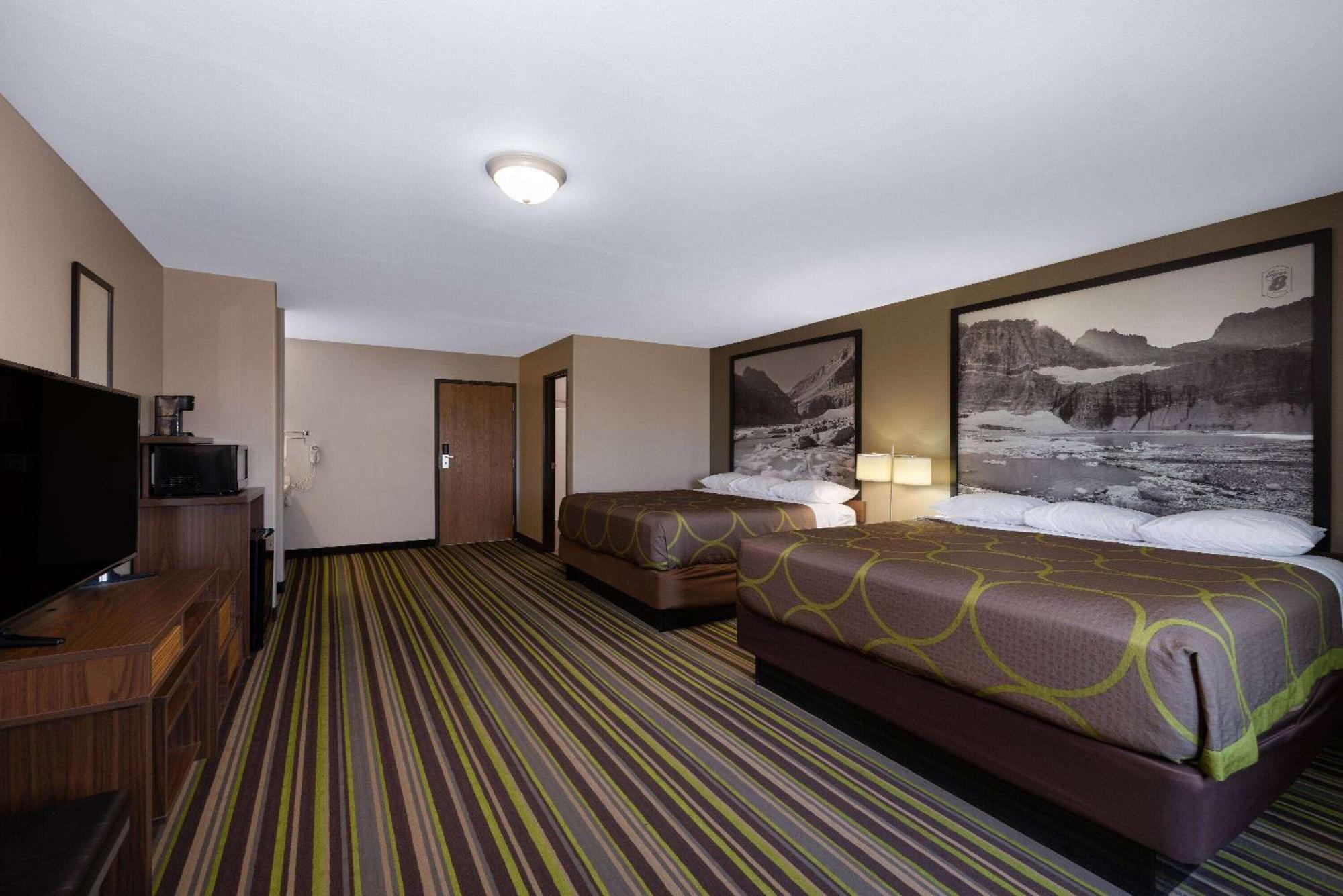 Super 8 By Wyndham Belgrade/Bozeman Airport Μοτέλ Εξωτερικό φωτογραφία