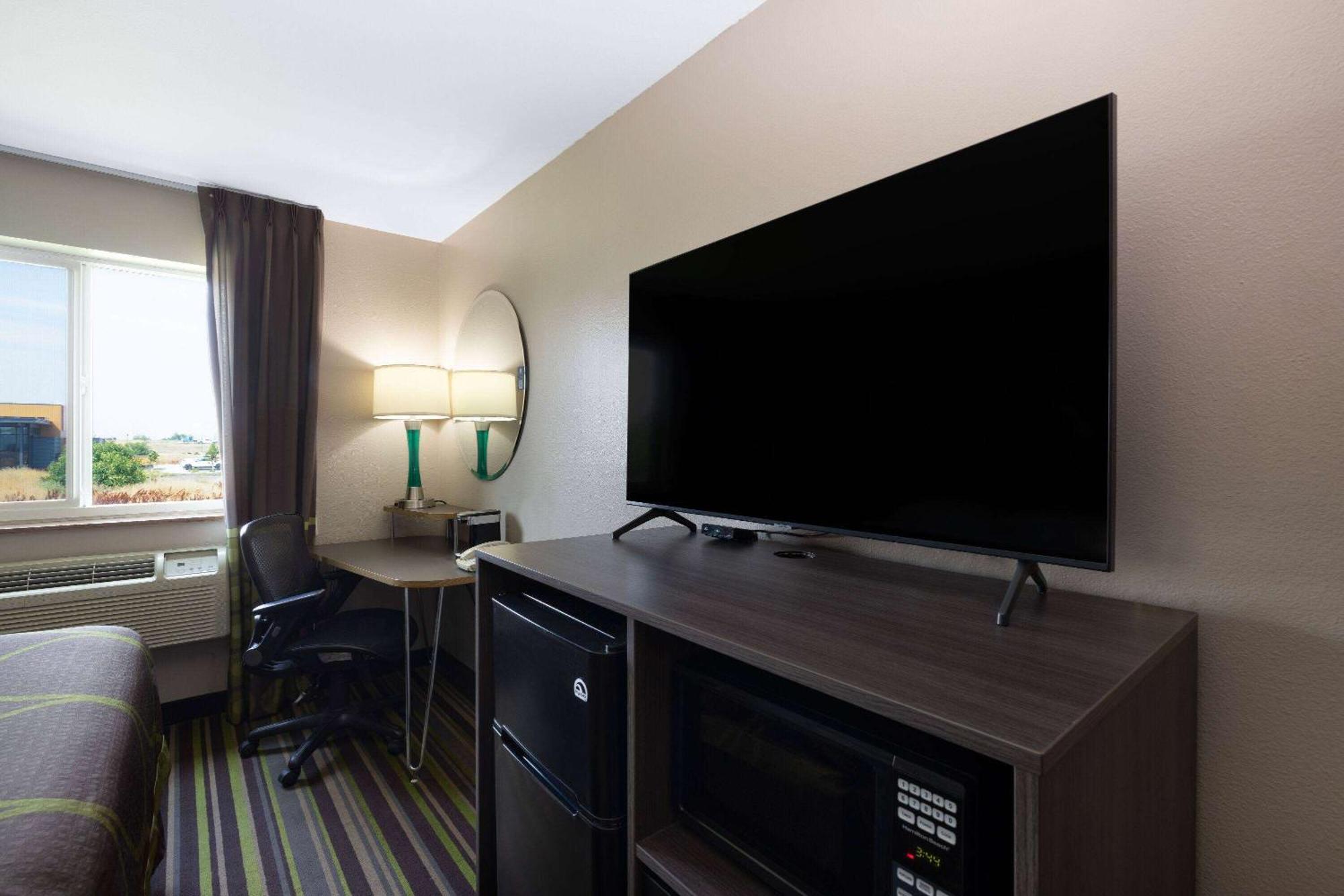 Super 8 By Wyndham Belgrade/Bozeman Airport Μοτέλ Εξωτερικό φωτογραφία